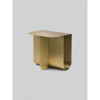 Northern_Mass_table_brass_stolik